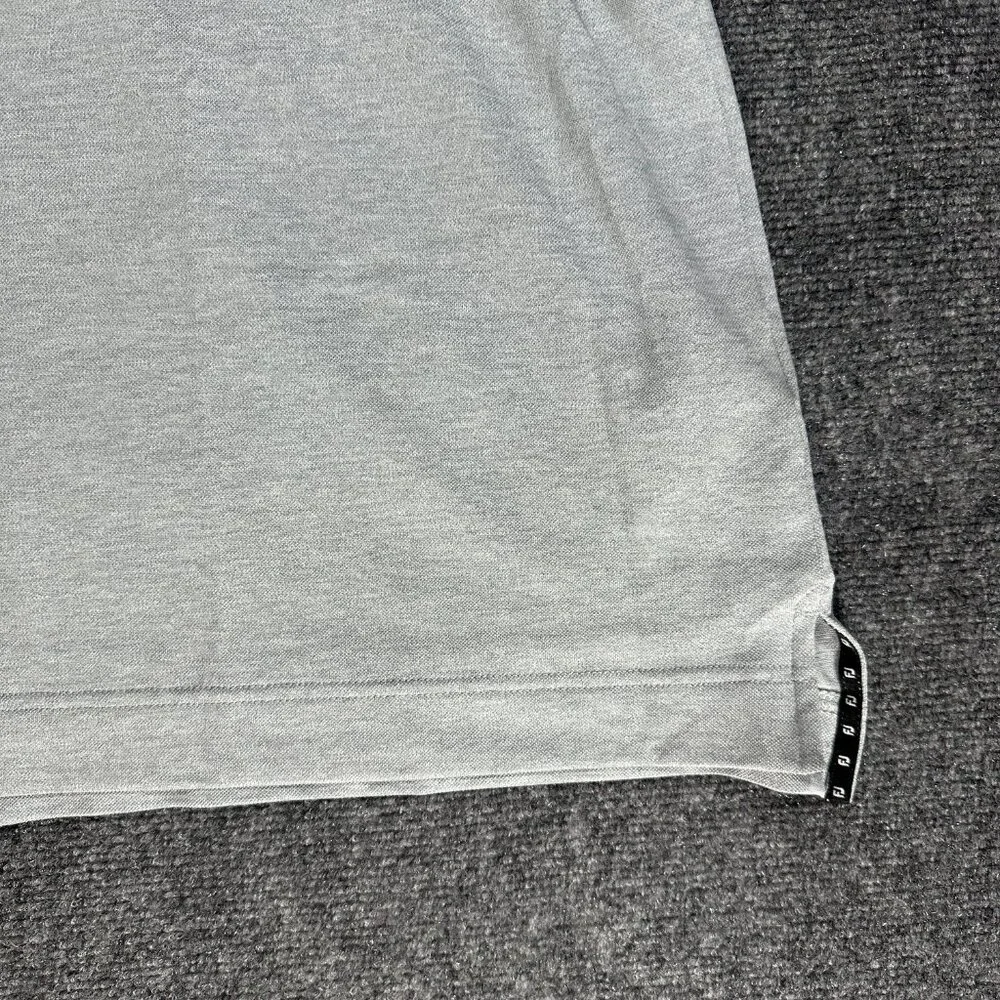 FJ FootJoy Polo Shirt Mens Medium Gray Knit Short Sleeve Logo on Back Split Hem - Picture 2 of 7
